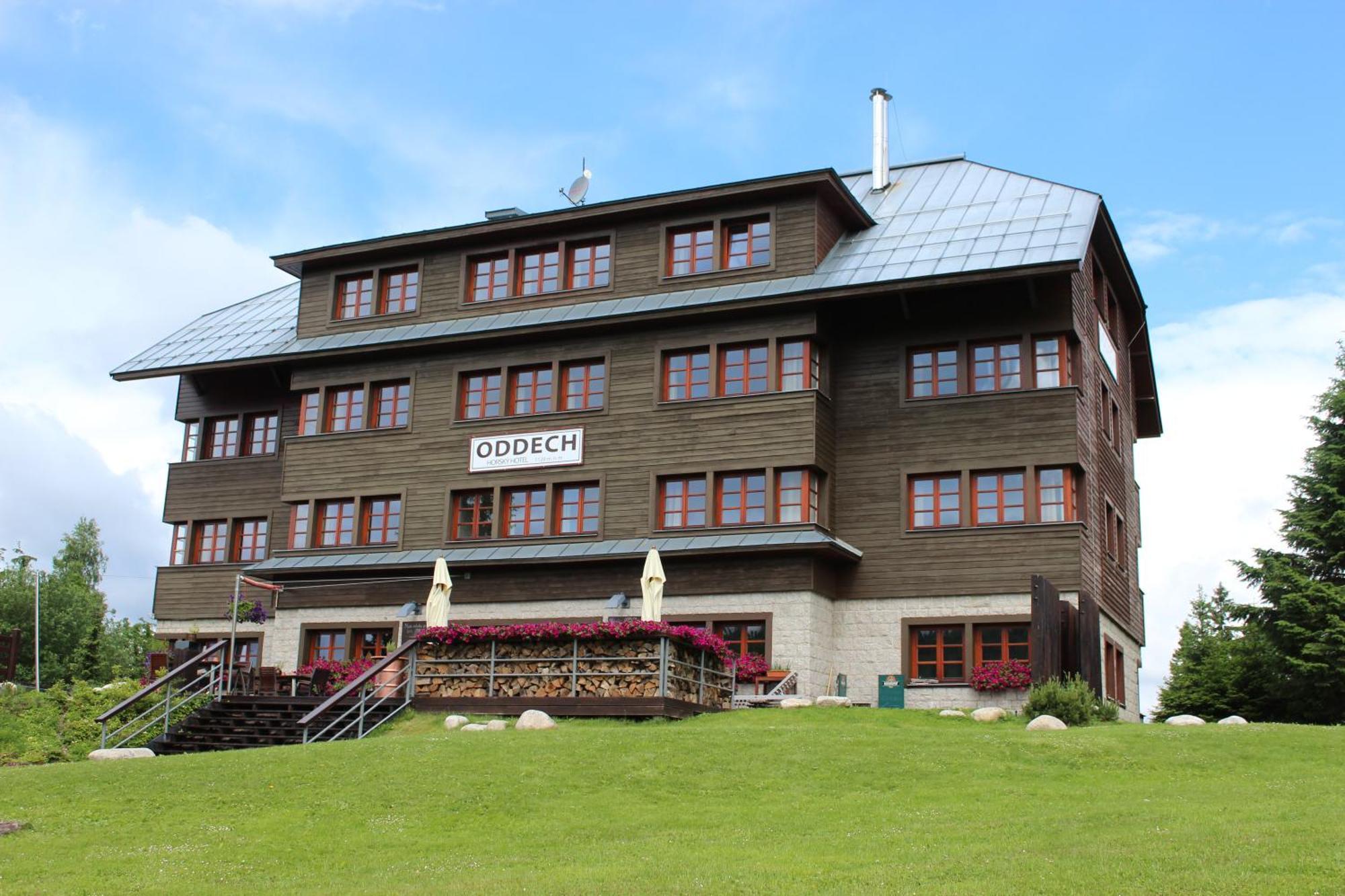Hotel Oddech Pec pod Snezkou Exterior photo